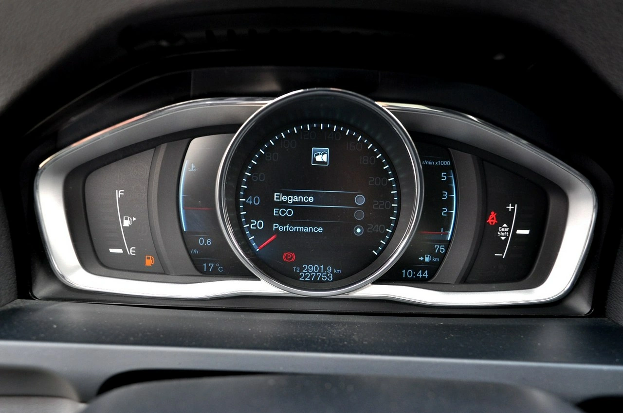 Volvo S60 - Zdjęcie 26