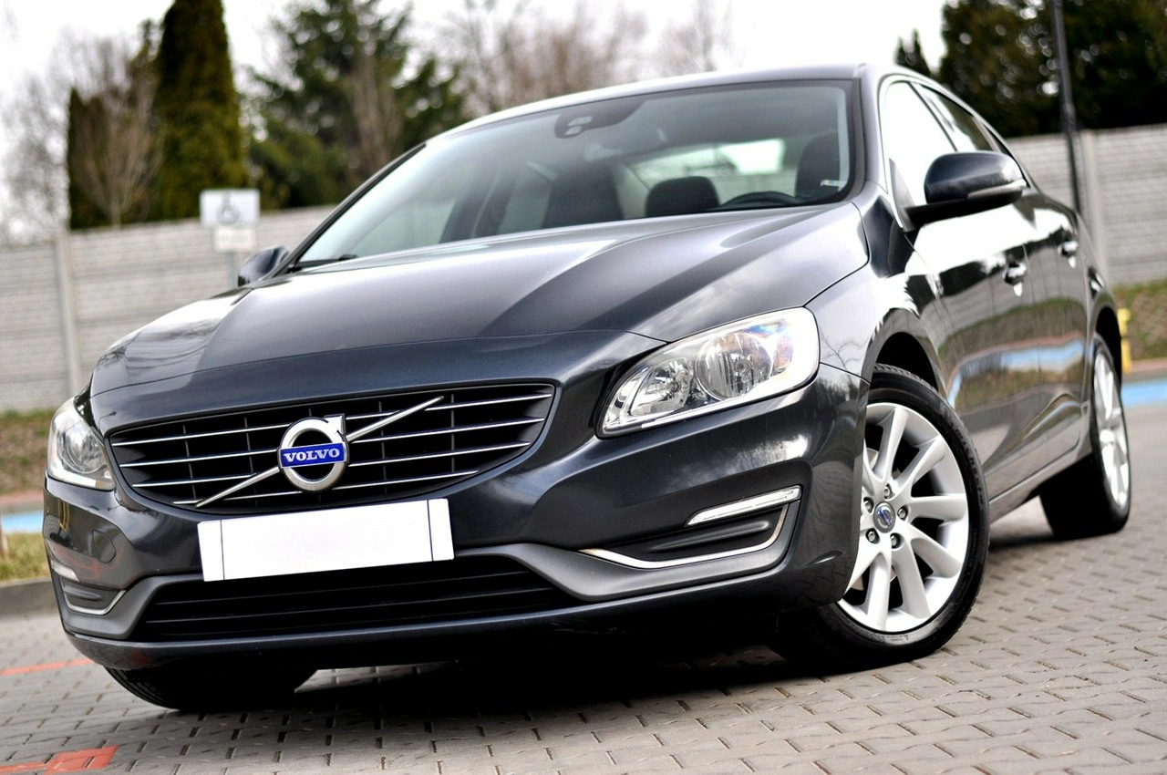 Volvo S60 - Zdjęcie 29