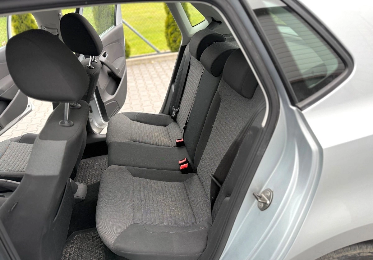 Volkswagen Polo - Zdjęcie 15
