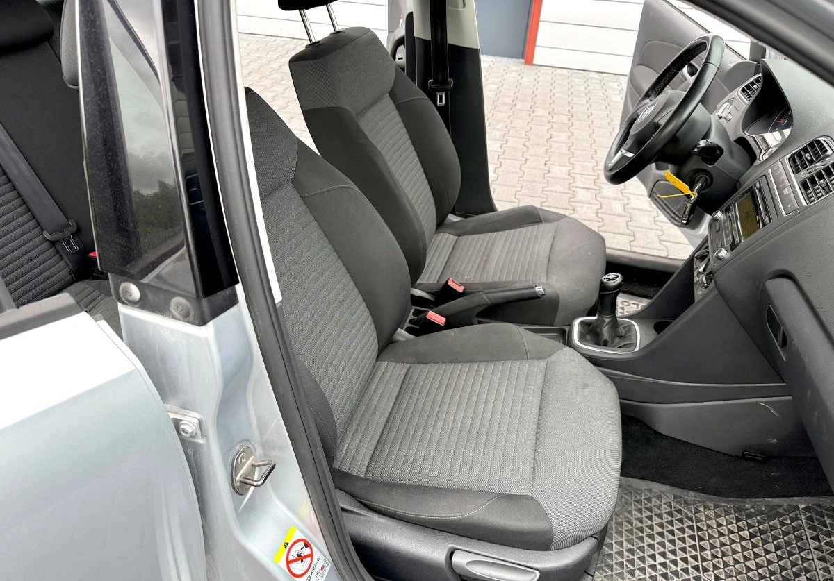 Volkswagen Polo - Zdjęcie 17