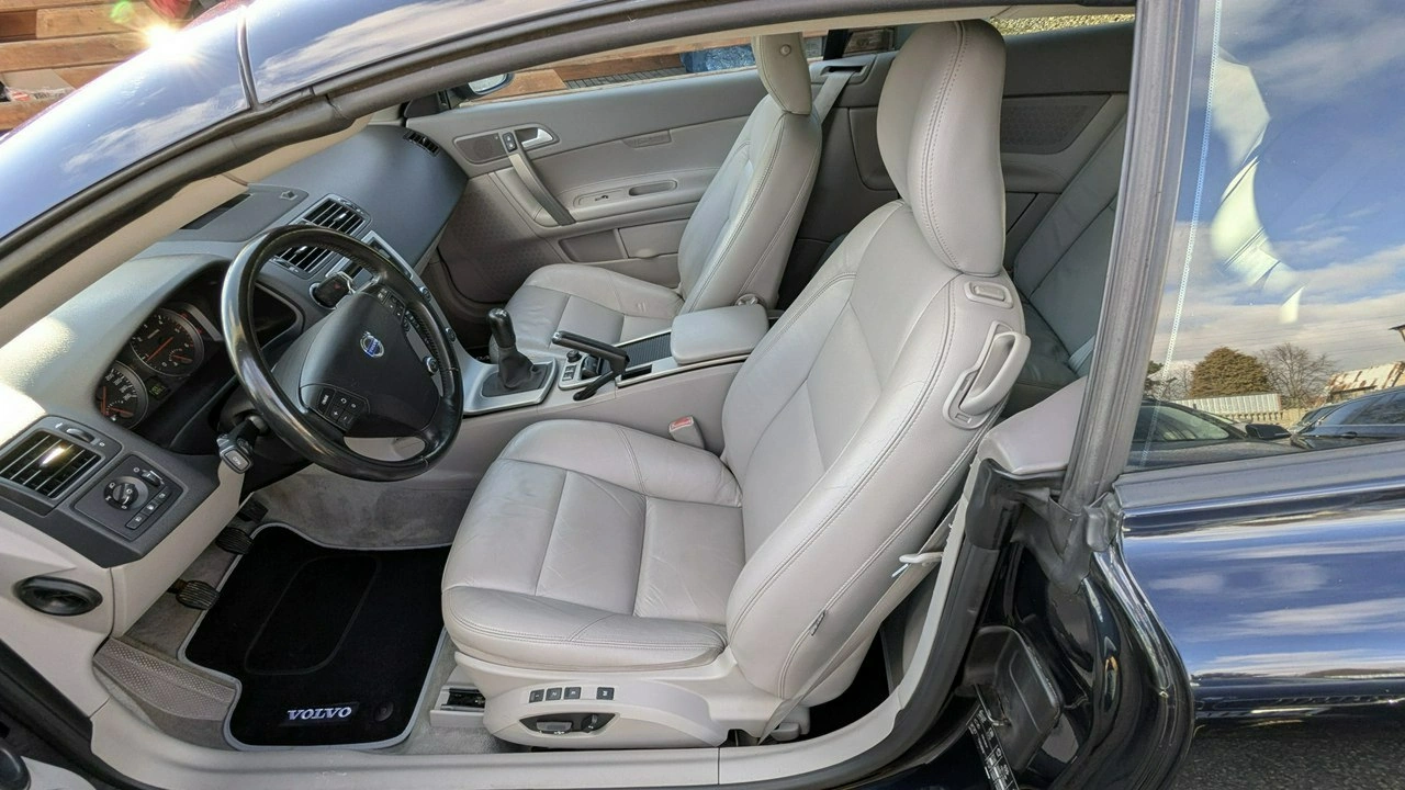 Volvo C70 - Zdjęcie 10