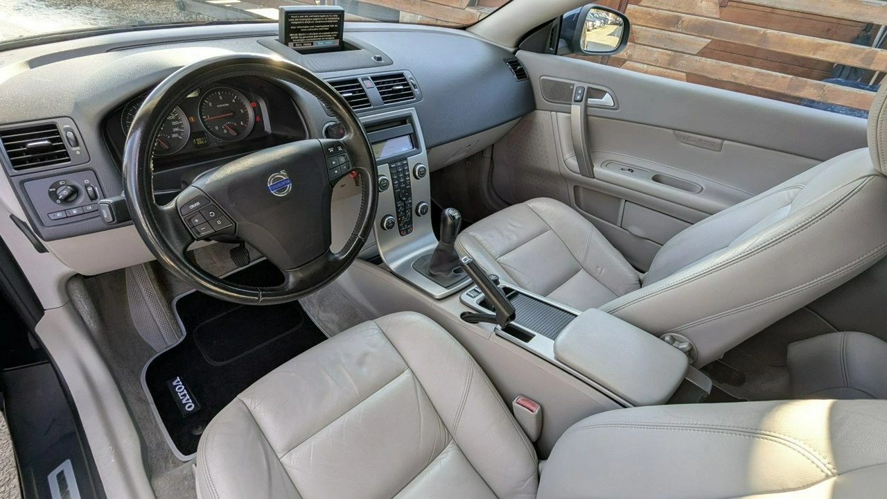 Volvo C70 - Zdjęcie 11