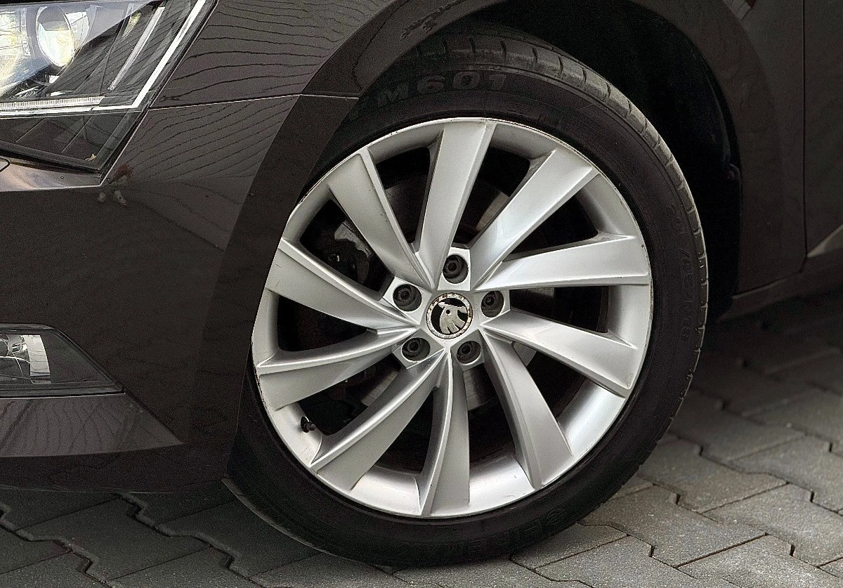 Skoda Superb - Zdjęcie 13