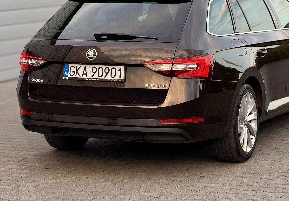 Skoda Superb - Zdjęcie 9