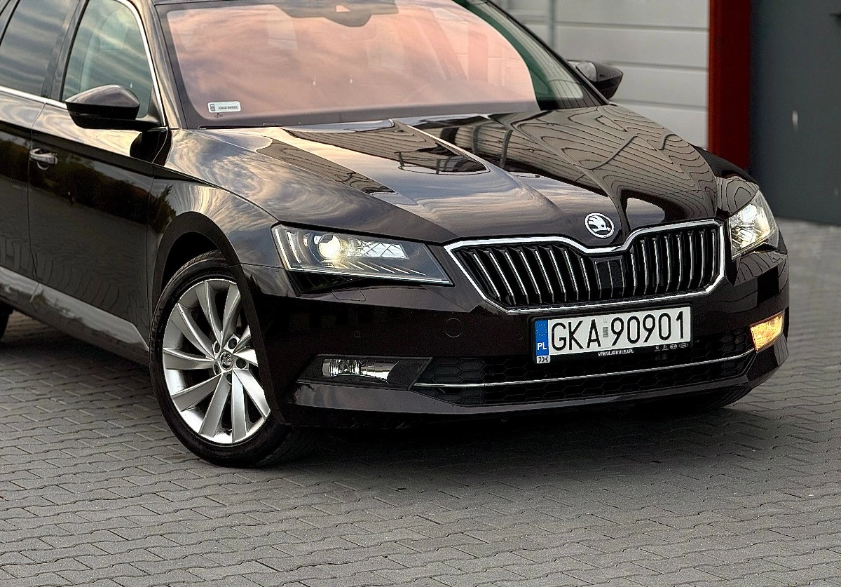 Skoda Superb - Zdjęcie 2