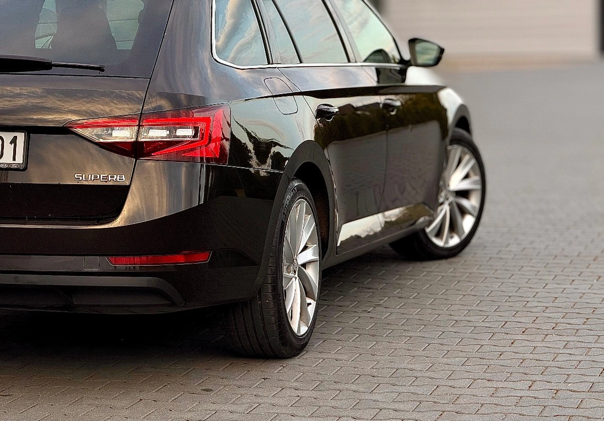 Skoda Superb - Zdjęcie 10