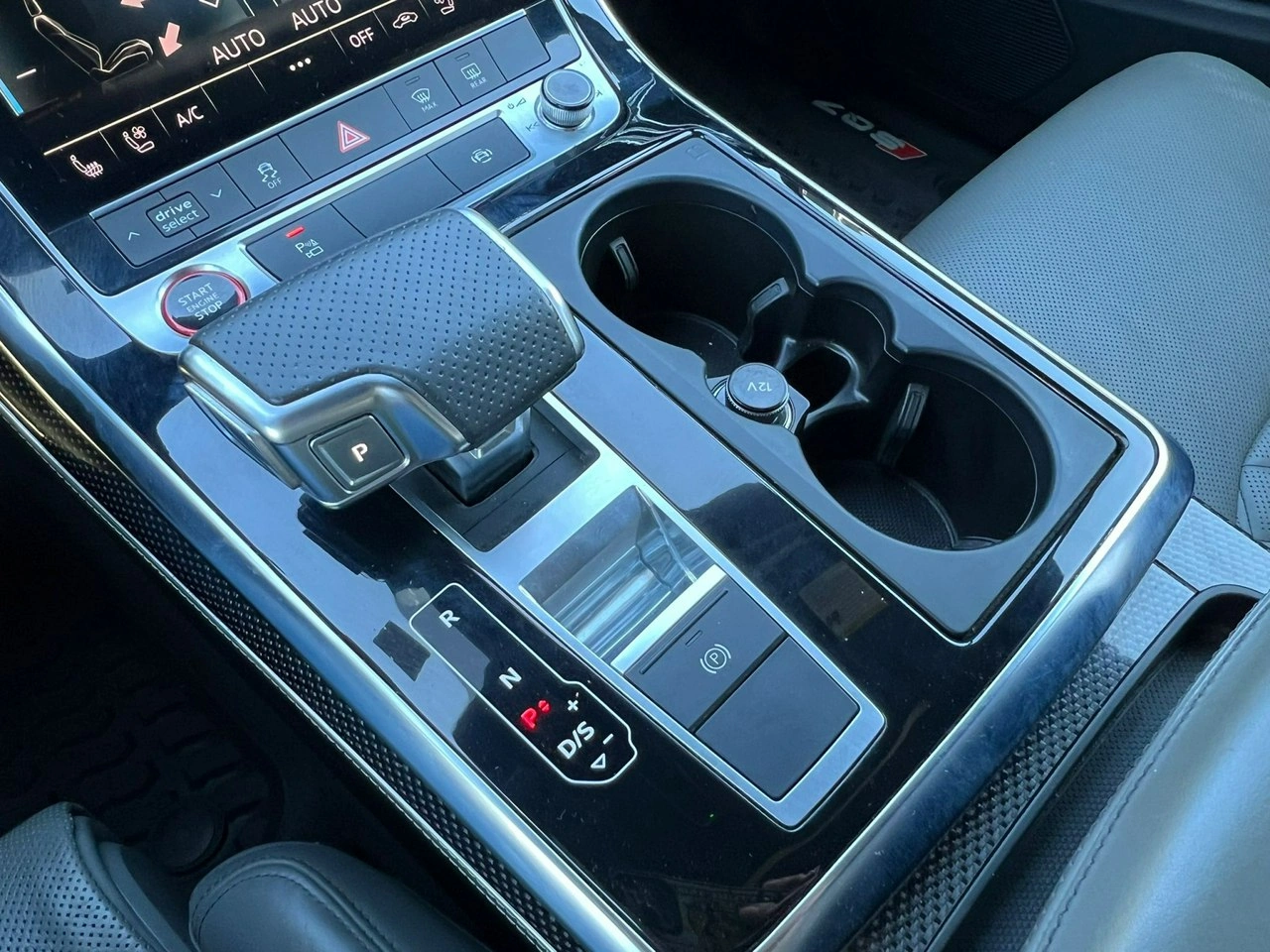 Audi SQ7 - Zdjęcie 26