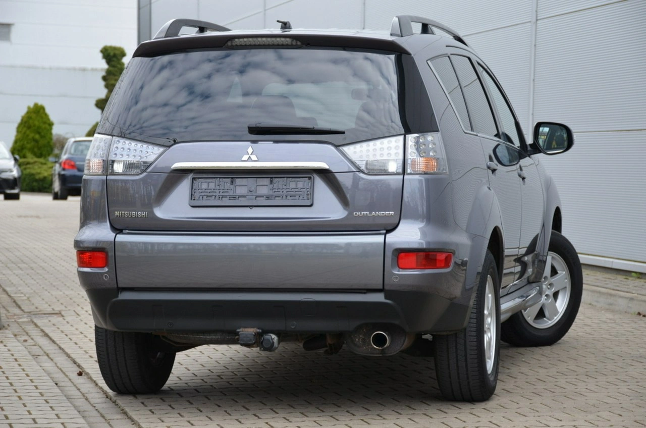 Mitsubishi Outlander - Zdjęcie 8