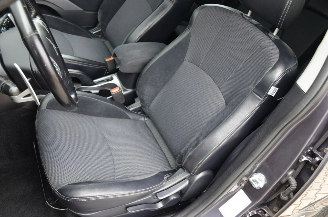 Mitsubishi Outlander - Zdjęcie 20