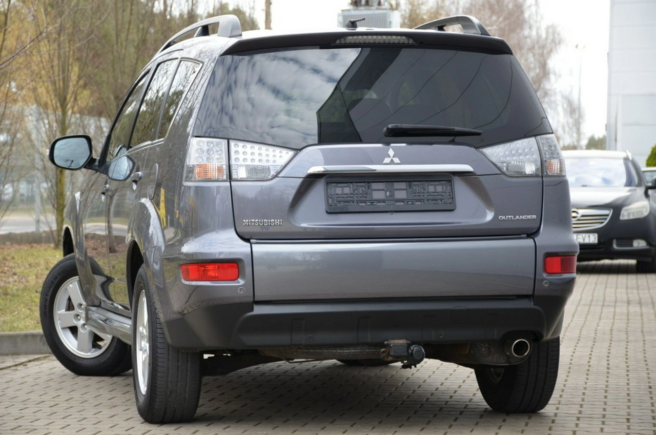 Mitsubishi Outlander - Zdjęcie 4