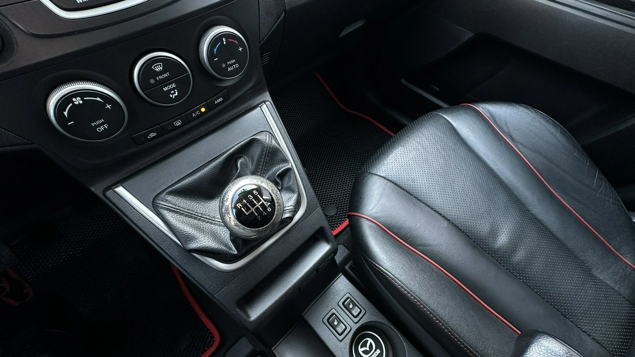 Mazda 5 - Zdjęcie 26