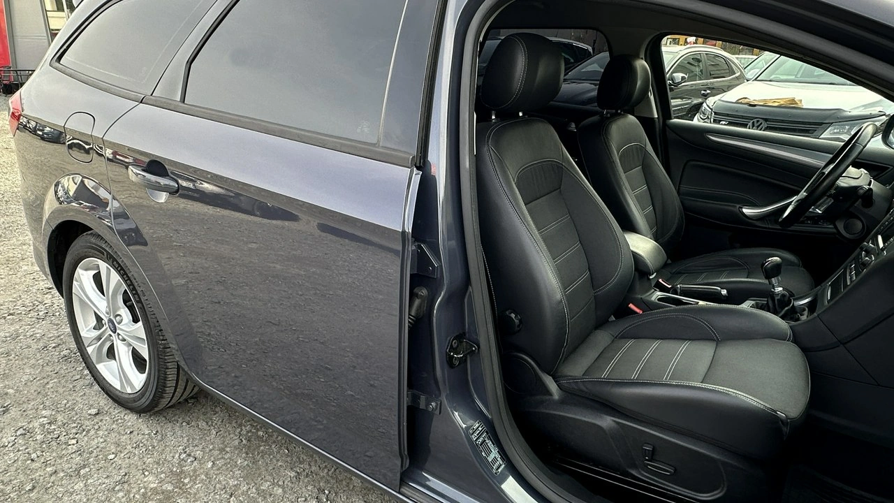Ford Mondeo - Zdjęcie 15