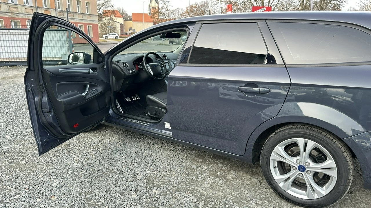 Ford Mondeo - Zdjęcie 21