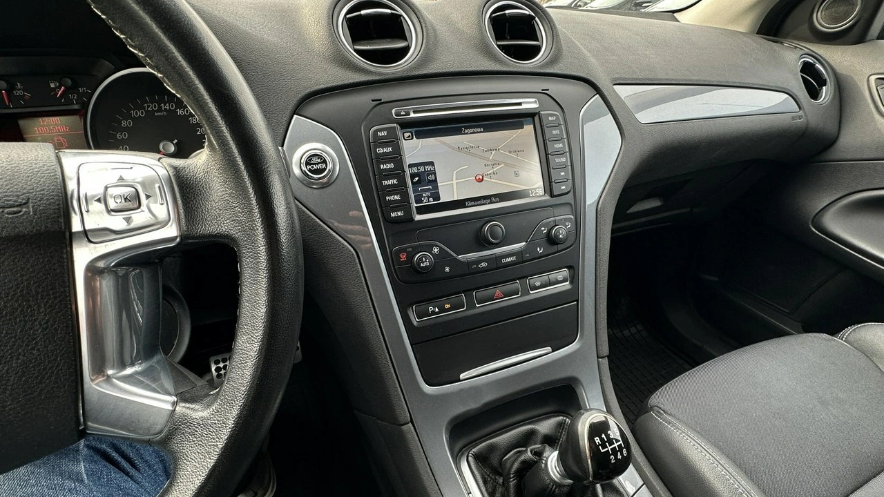 Ford Mondeo - Zdjęcie 27