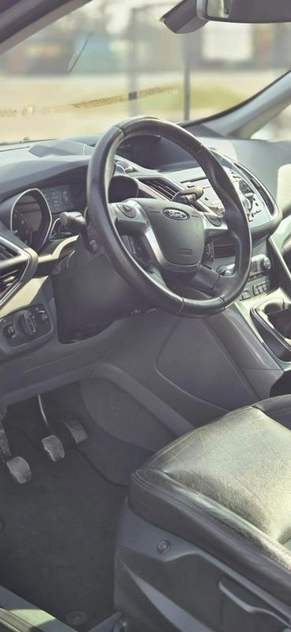 Ford C-MAX - Zdjęcie 17