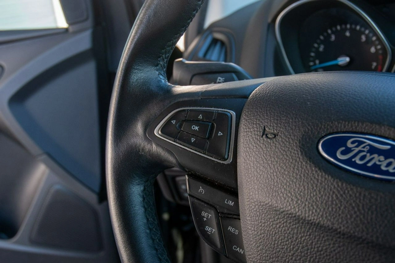 Ford Focus - Zdjęcie 18