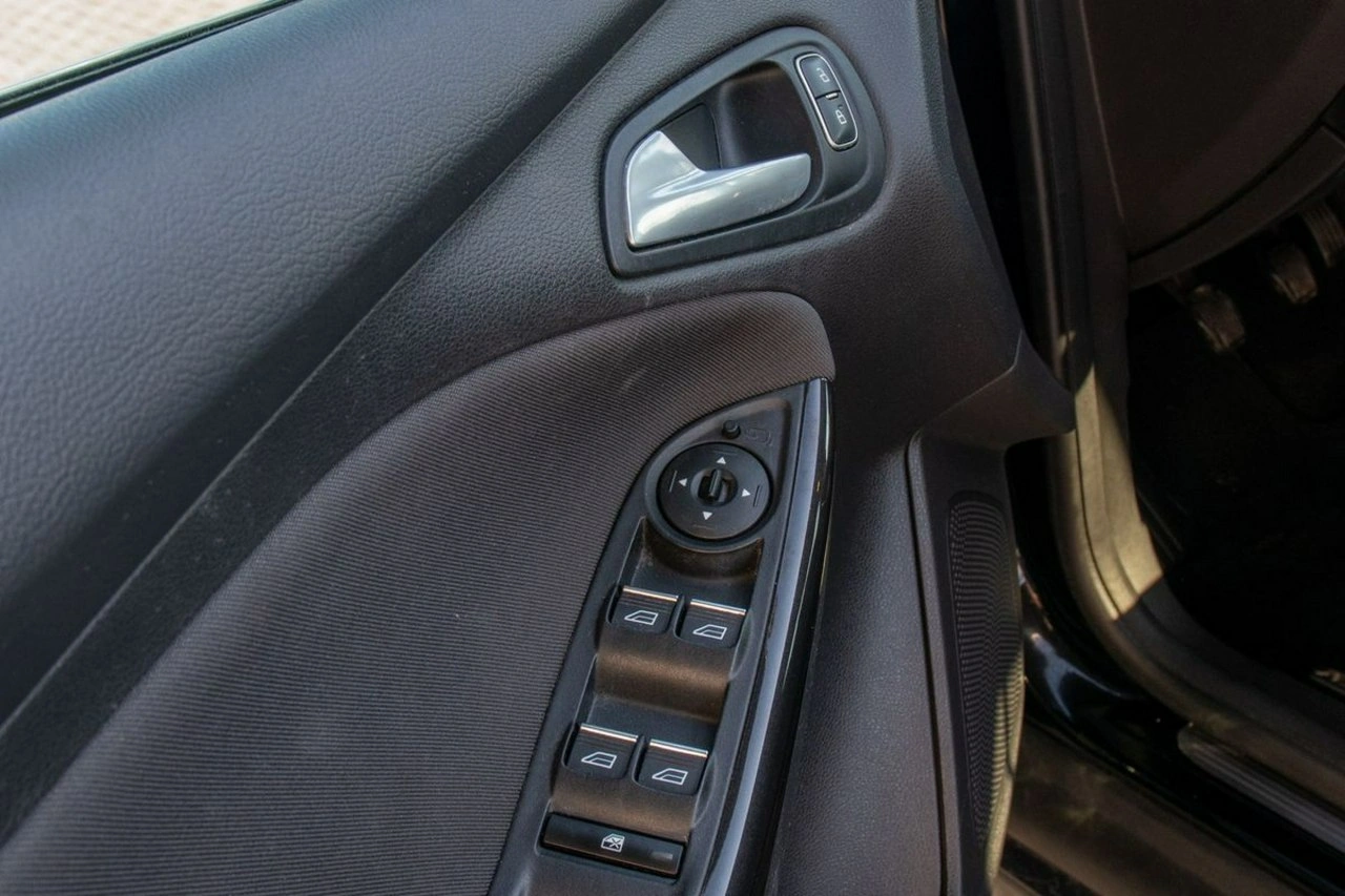 Ford Focus - Zdjęcie 26