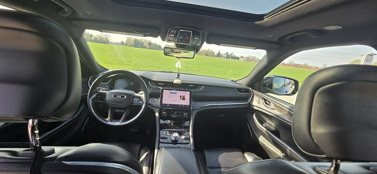 Jeep Grand Cherokee - Zdjęcie 21