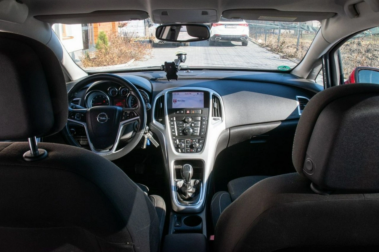 Opel Astra - Zdjęcie 18