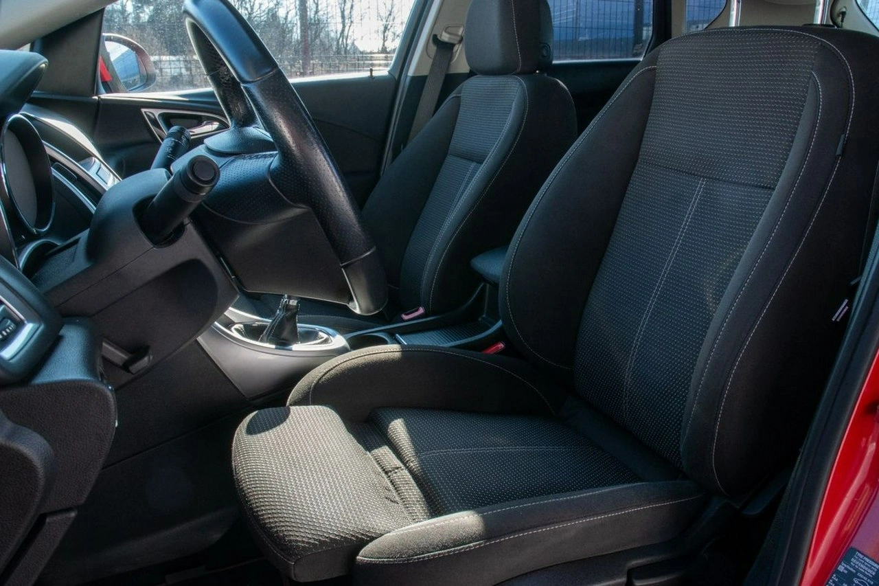 Opel Astra - Zdjęcie 20