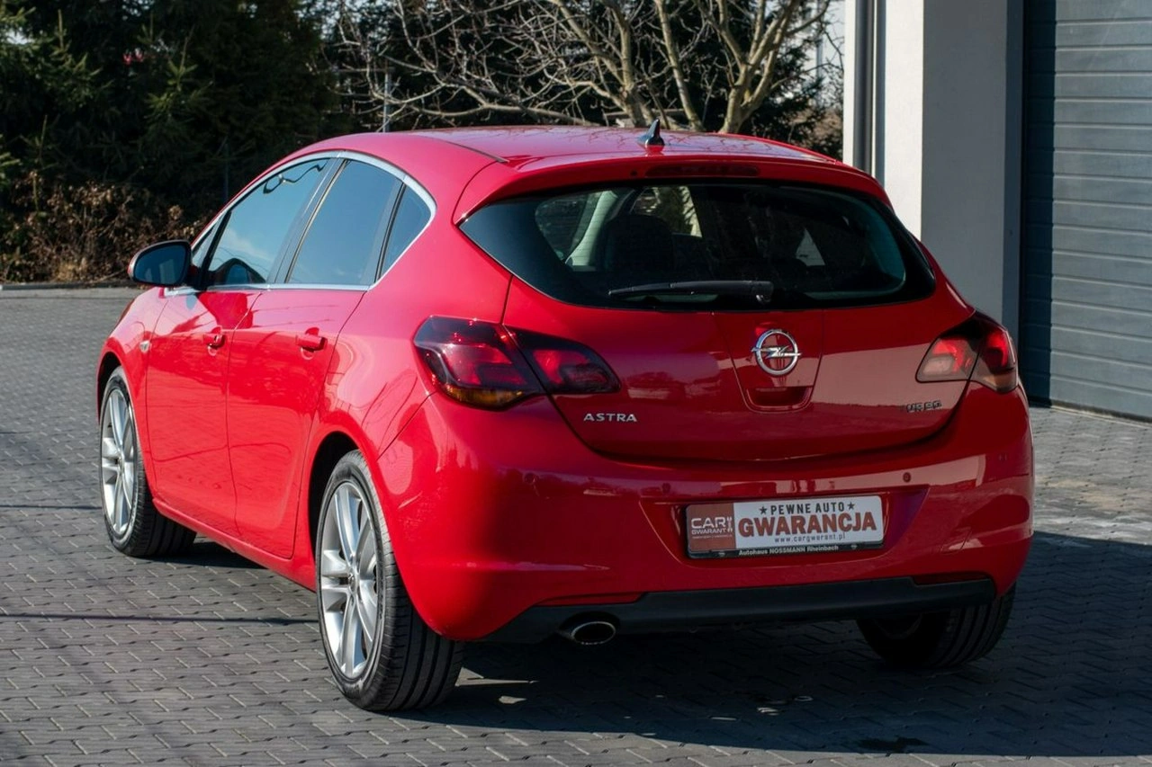 Opel Astra - Zdjęcie 9