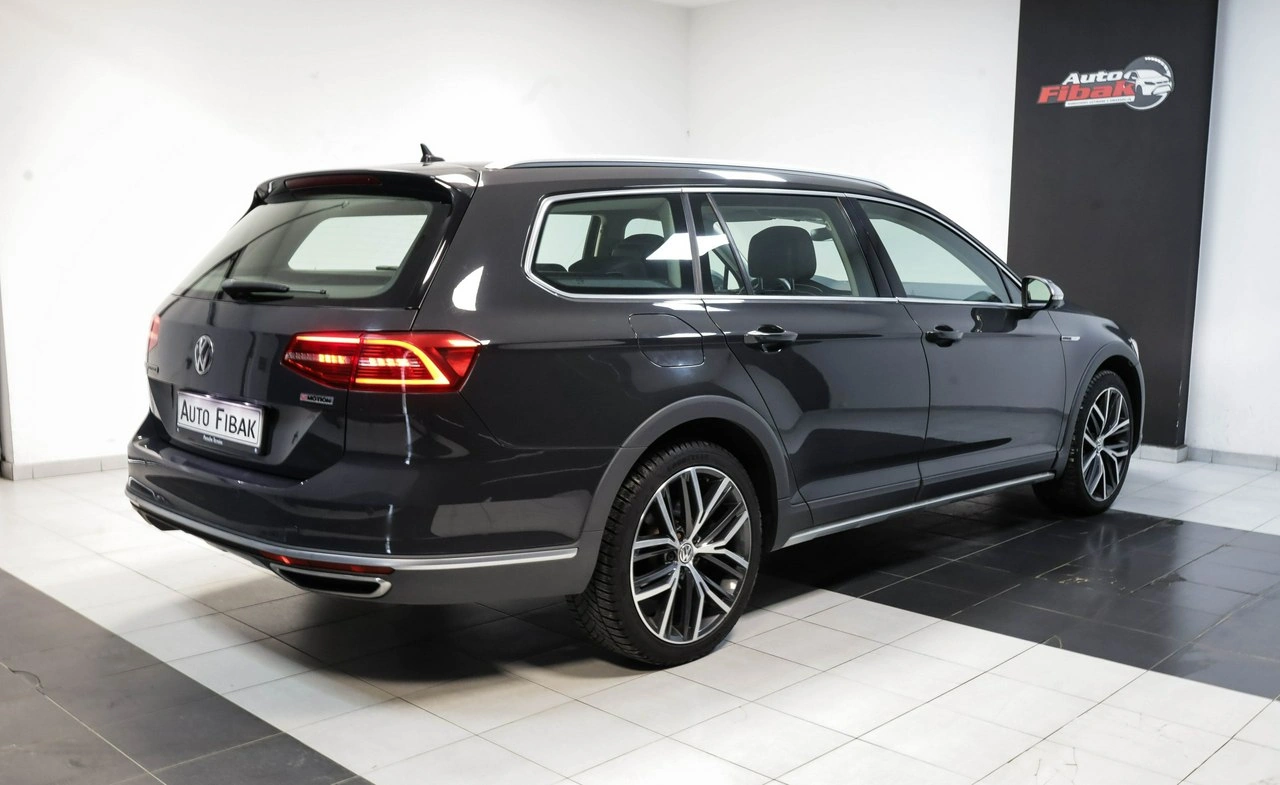 Volkswagen Passat - Zdjęcie 11