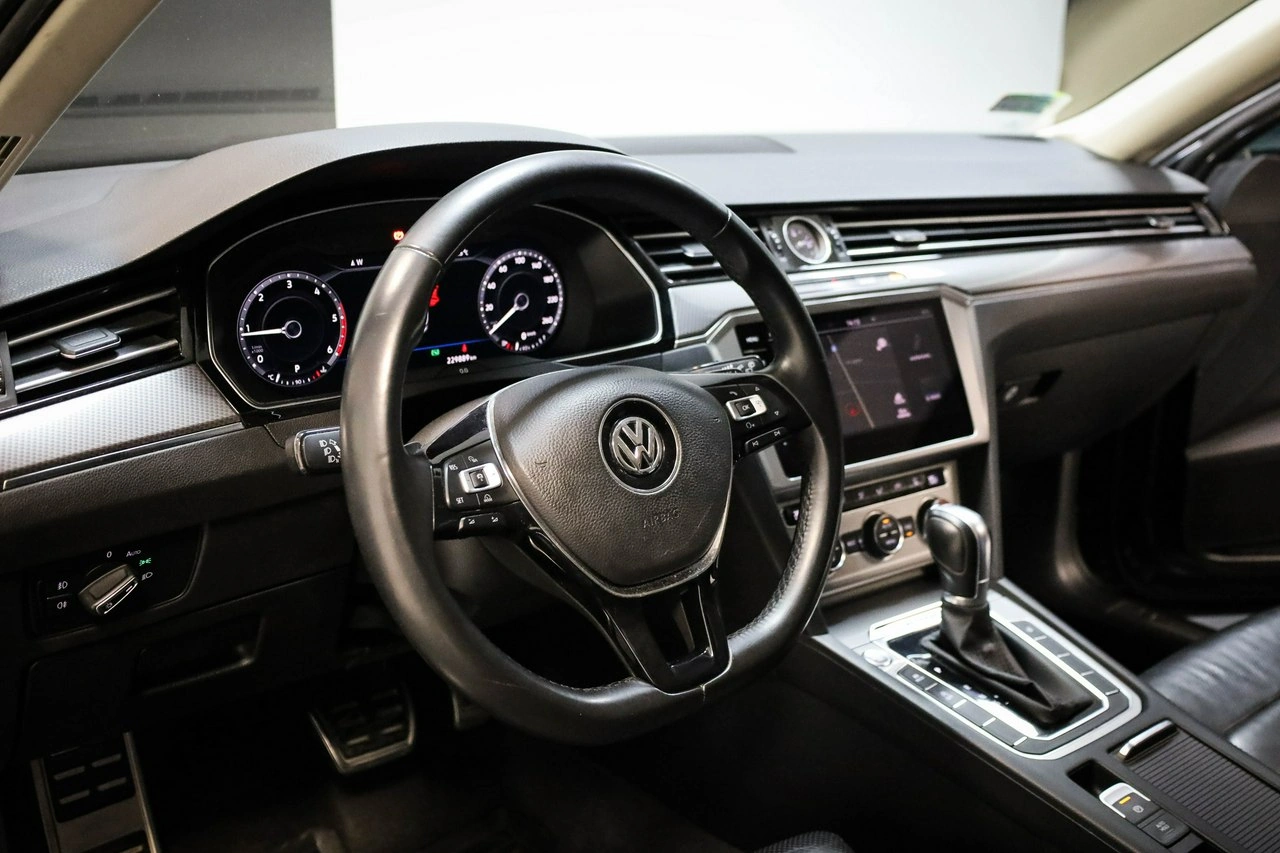 Volkswagen Passat - Zdjęcie 13