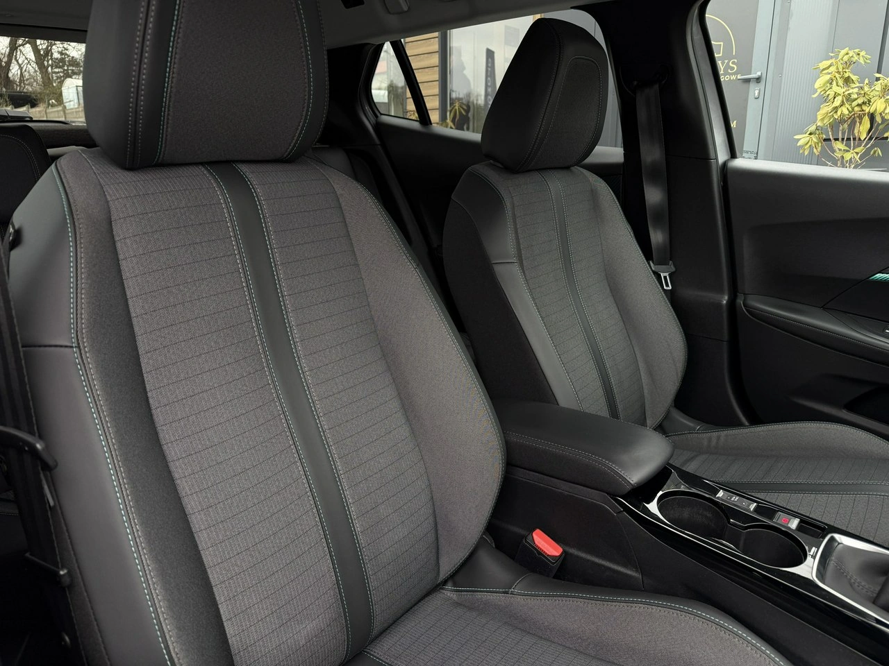 Peugeot 2008 - Zdjęcie 11