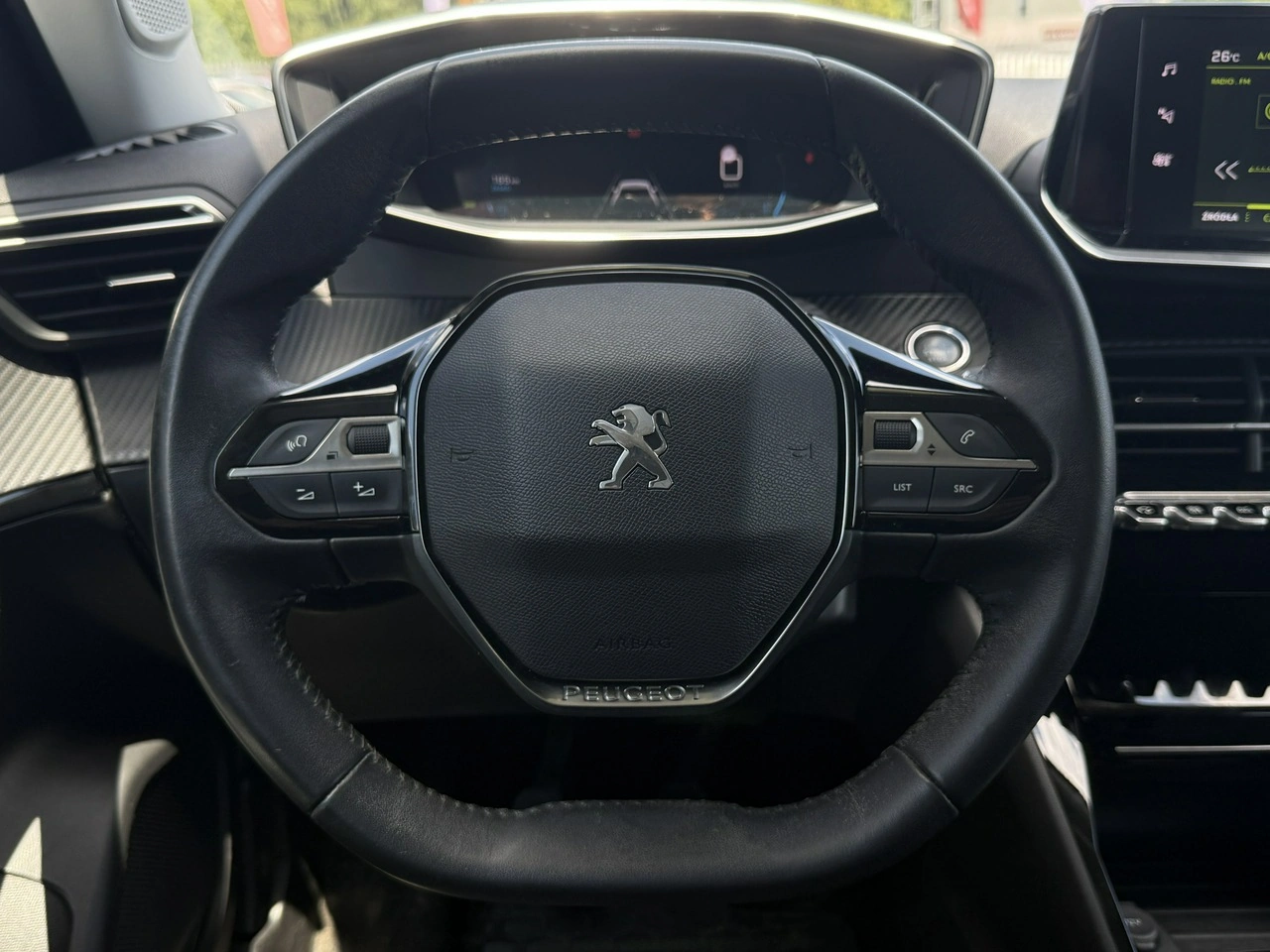 Peugeot 2008 - Zdjęcie 17