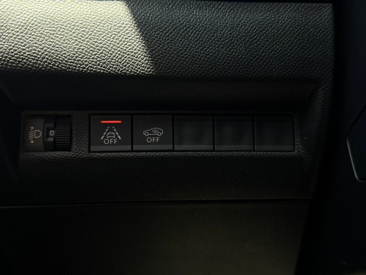 Peugeot 2008 - Zdjęcie 29