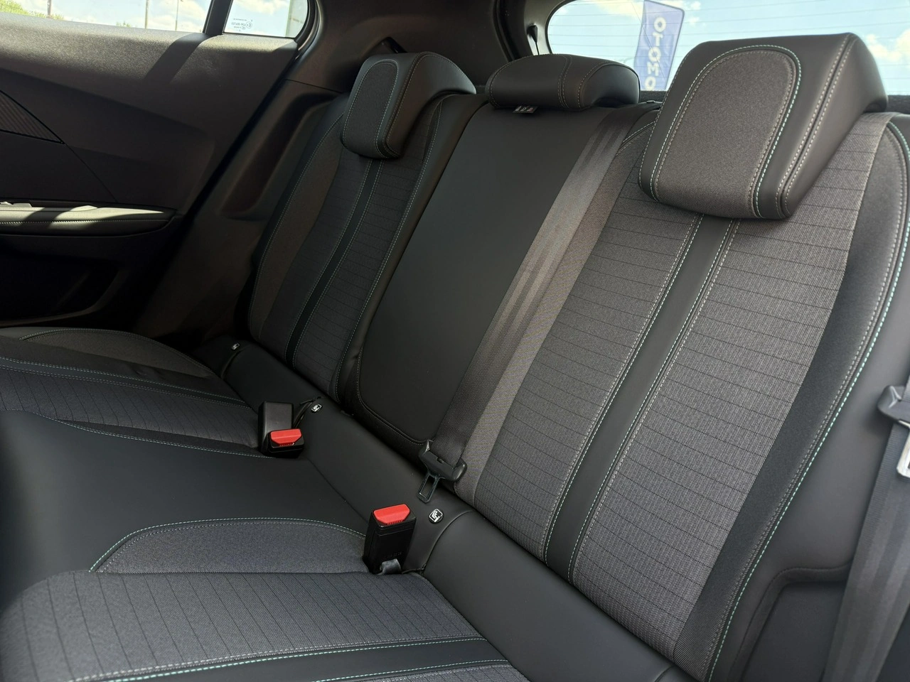 Peugeot 2008 - Zdjęcie 30