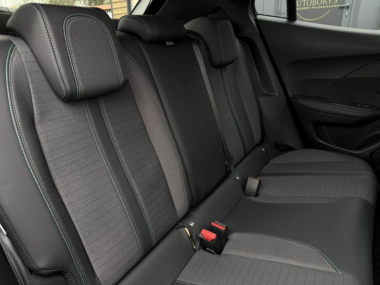 Peugeot 2008 - Zdjęcie 31