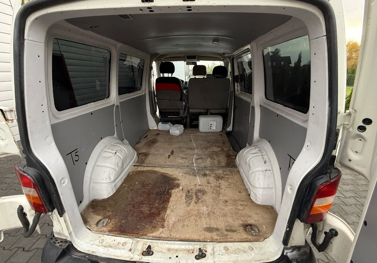 Volkswagen Transporter - Zdjęcie 13