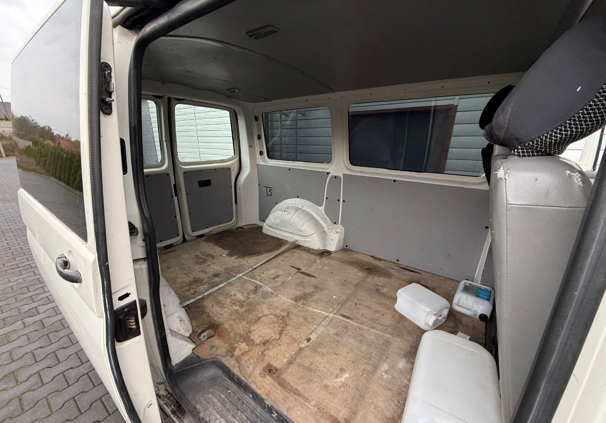 Volkswagen Transporter - Zdjęcie 14