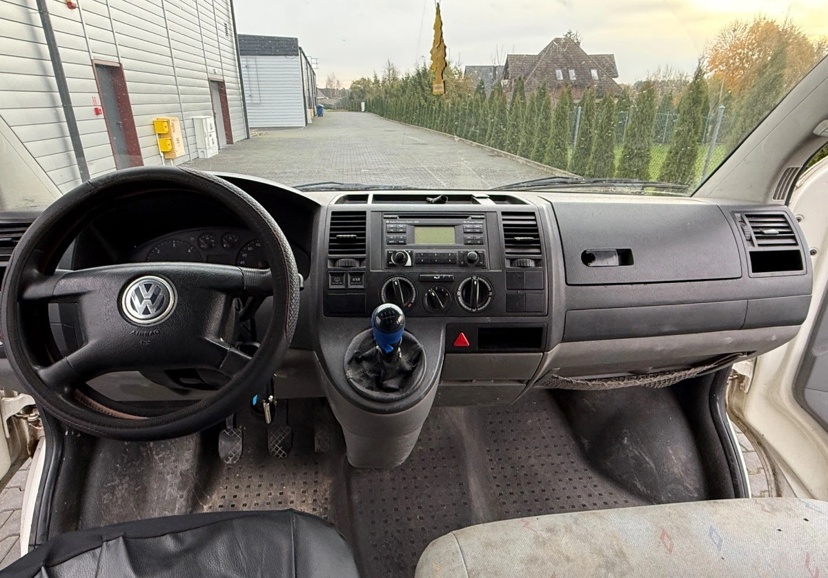 Volkswagen Transporter - Zdjęcie 16