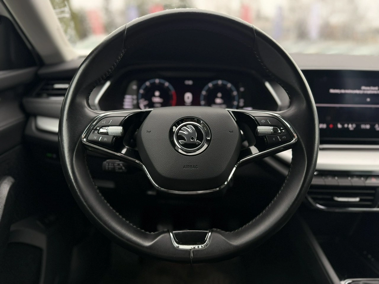 Skoda Octavia - Zdjęcie 11