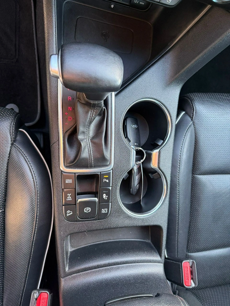 Kia Sportage - Zdjęcie 24