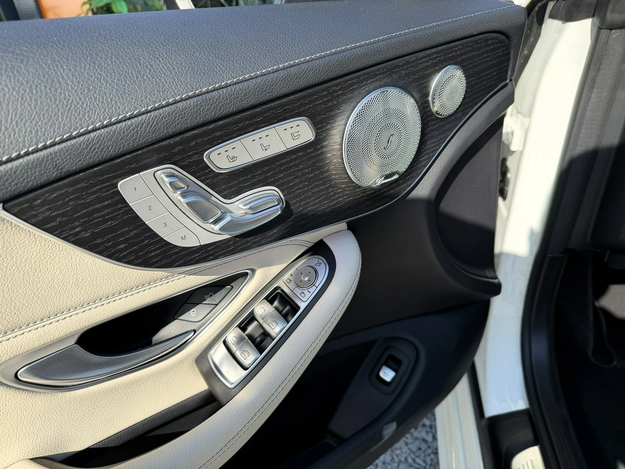Mercedes C 300 - Zdjęcie 14
