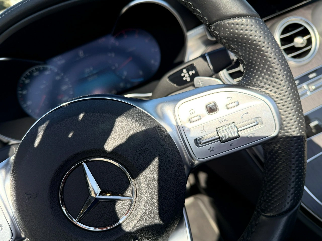 Mercedes C 300 - Zdjęcie 17