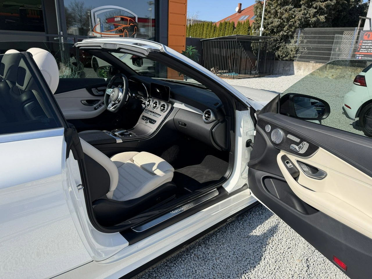 Mercedes C 300 - Zdjęcie 20