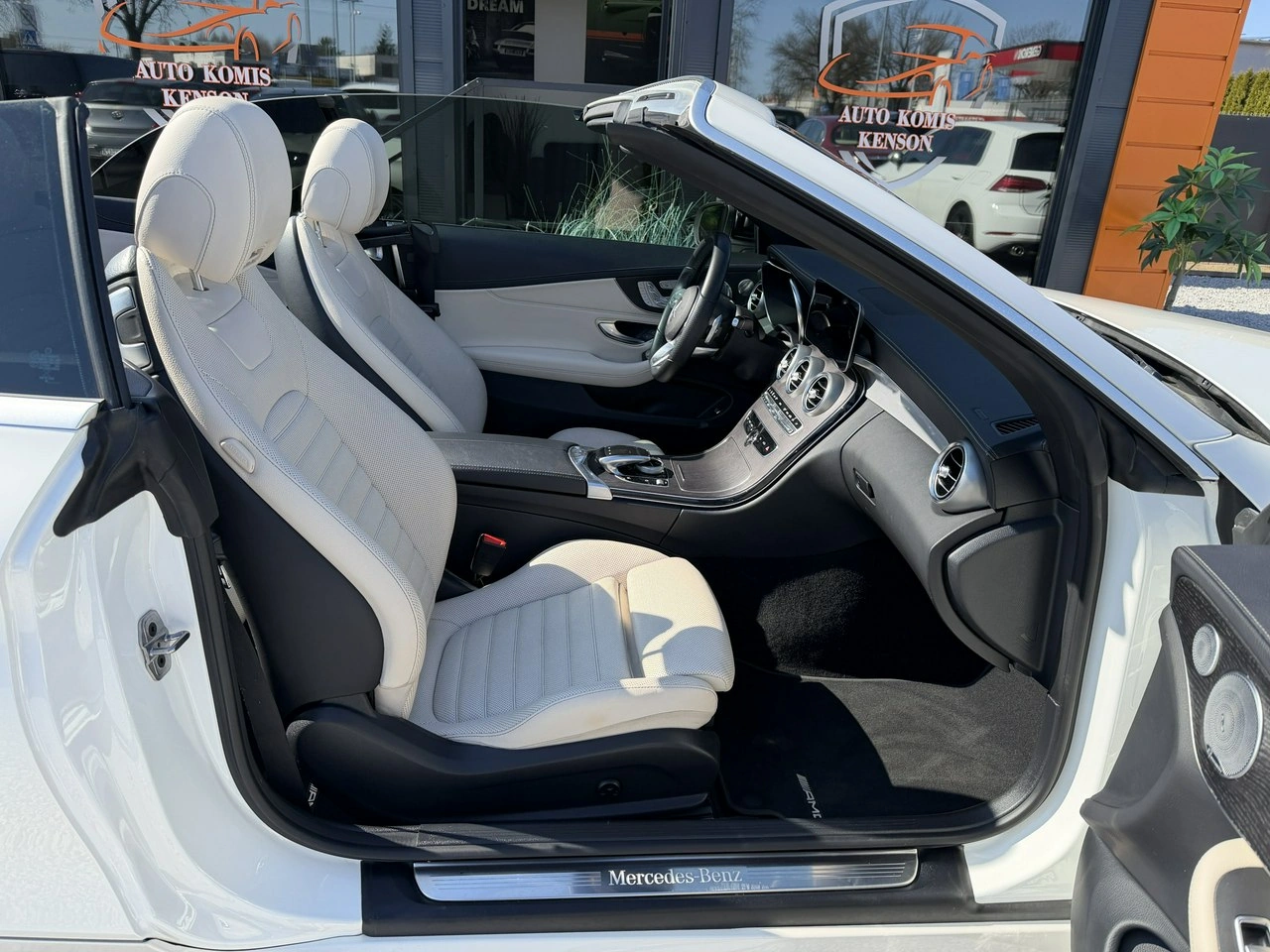 Mercedes C 300 - Zdjęcie 21