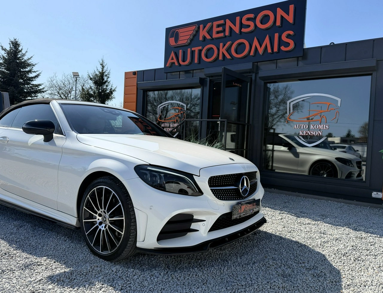 Mercedes C 300 - Zdjęcie 8