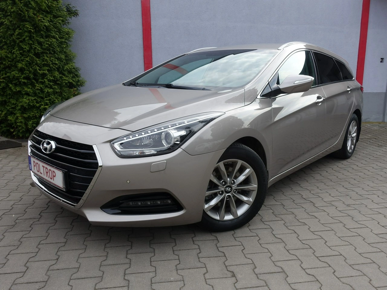 Hyundai i40 - Zdjęcie 1