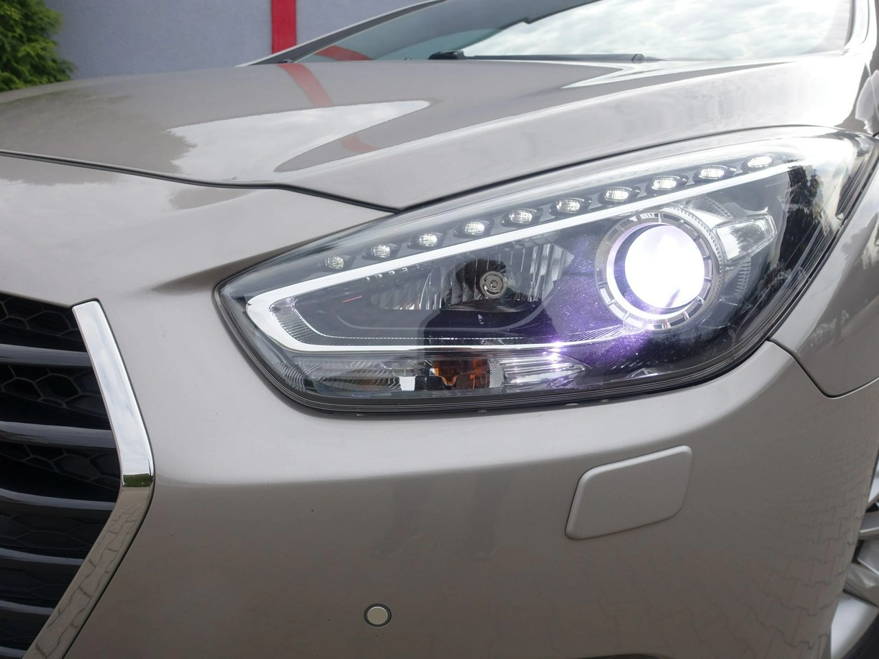 Hyundai i40 - Zdjęcie 2