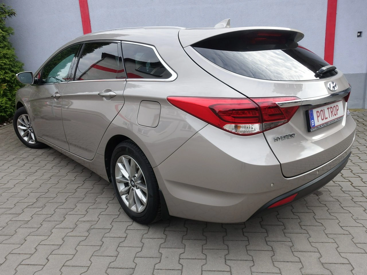 Hyundai i40 - Zdjęcie 4