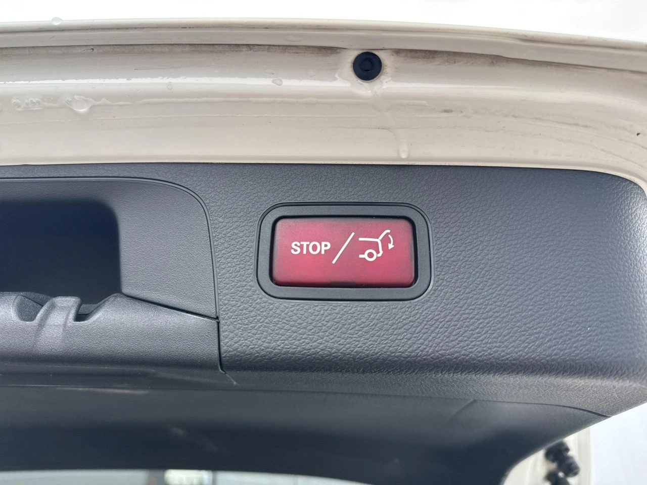 Mercedes GLC 200 - Zdjęcie 16