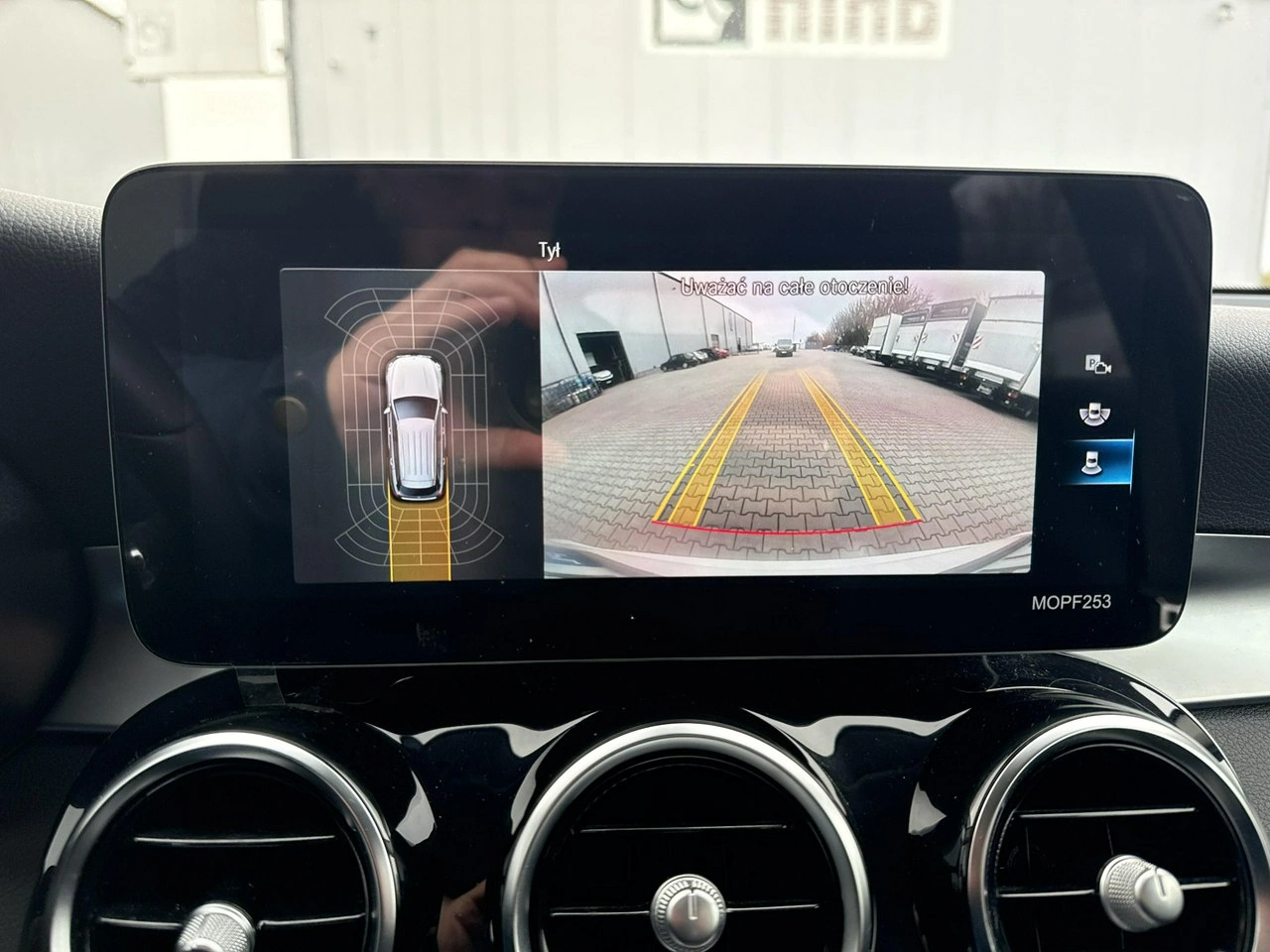 Mercedes GLC 200 - Zdjęcie 27