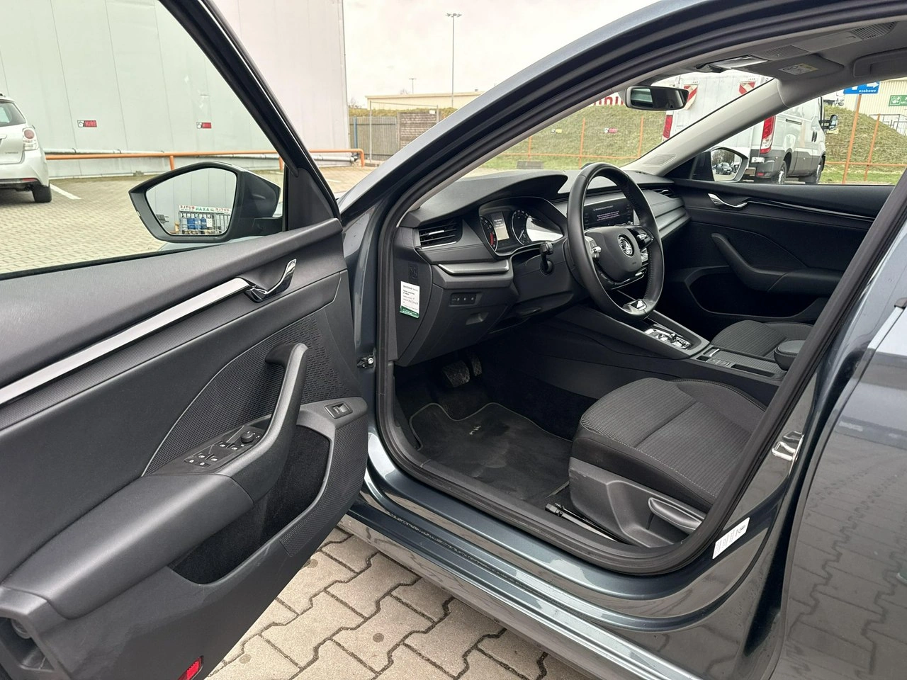 Skoda Octavia - Zdjęcie 9