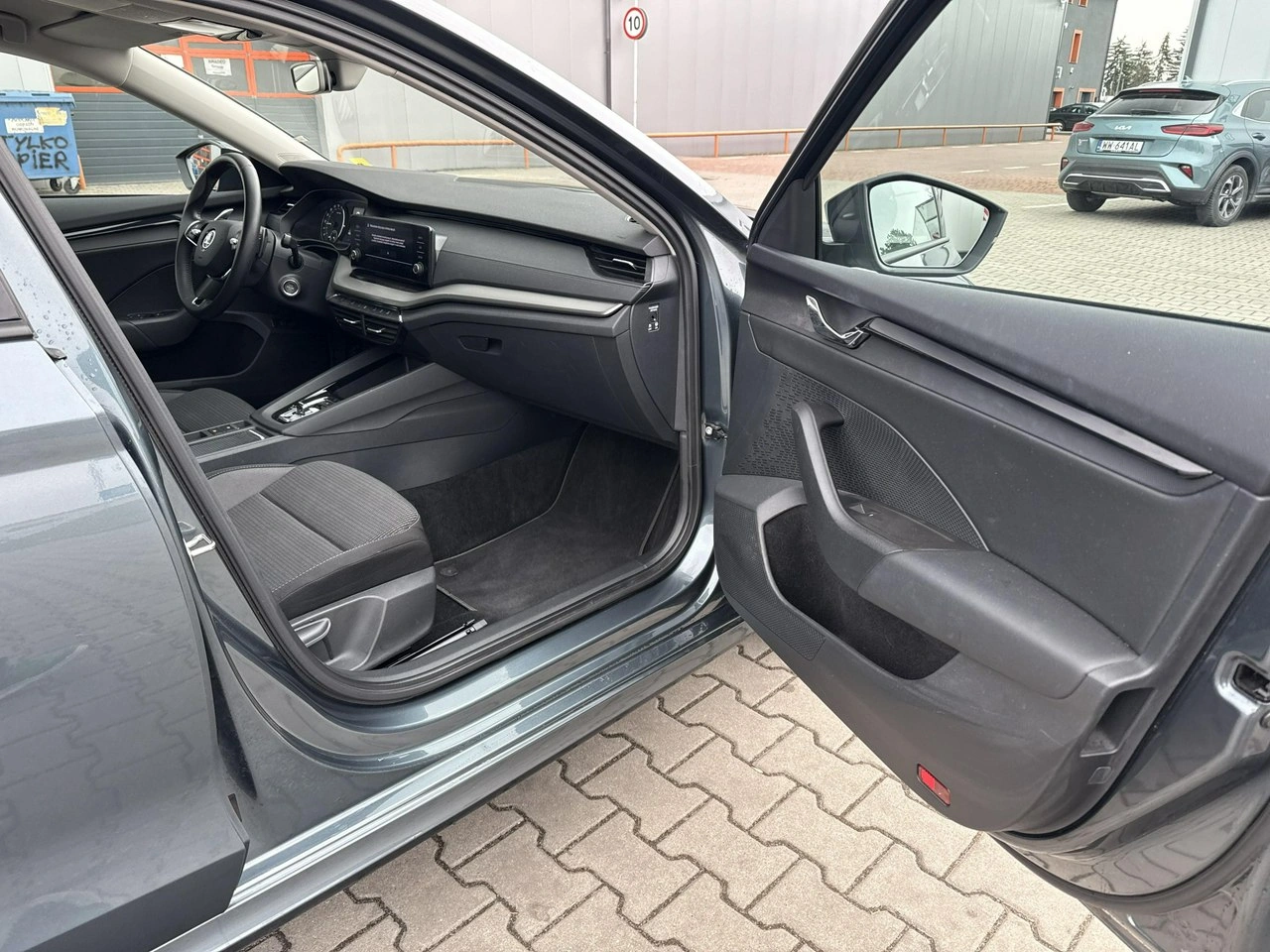 Skoda Octavia - Zdjęcie 19