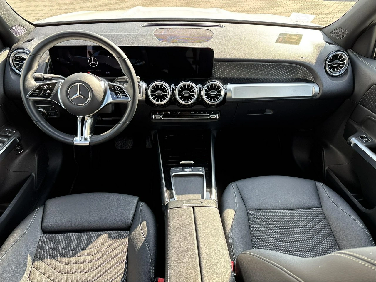 Mercedes EQB - Zdjęcie 13